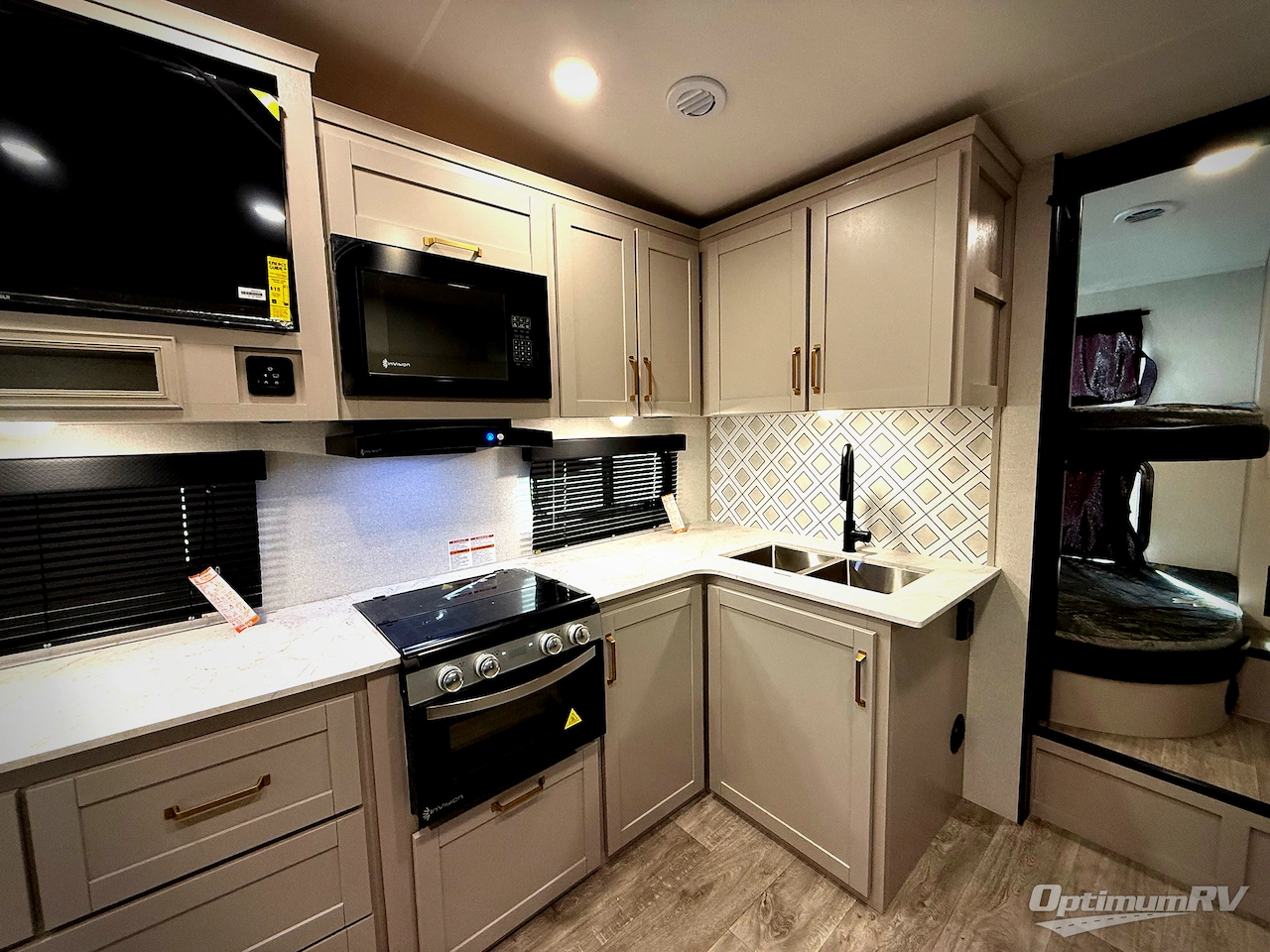 2026 Heartland Sundance 28DB Photo 9