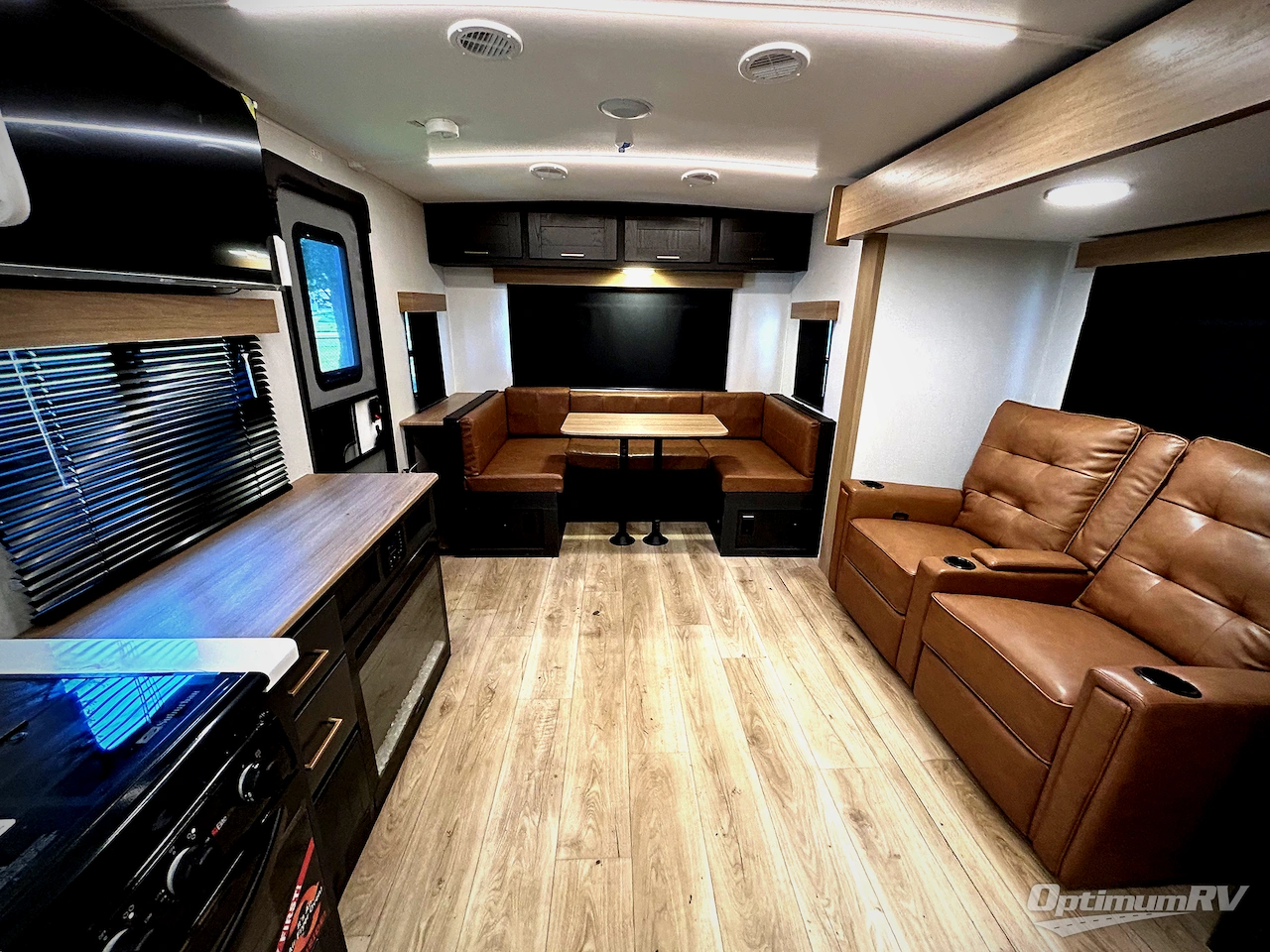 2025 Heartland North Trail 26RLX Photo 4