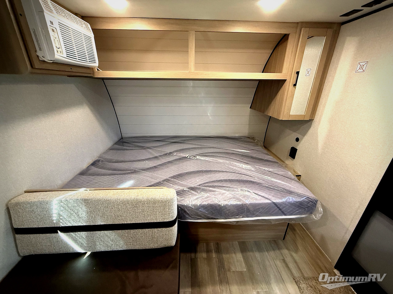 2026 Heartland Prowler 1700BH Photo 6