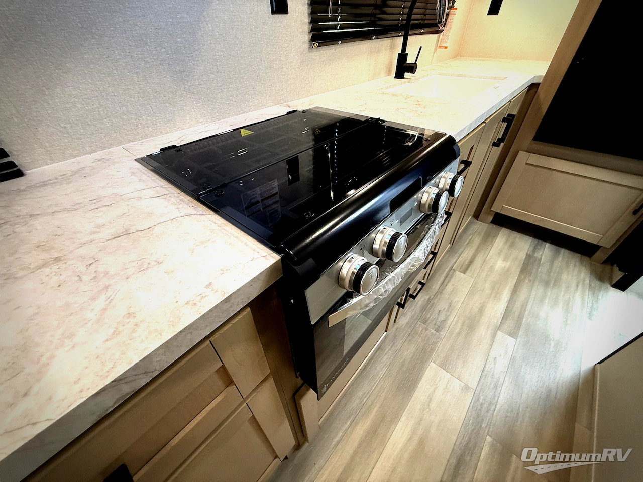 2026 Heartland Prowler 2103MKS Photo 12