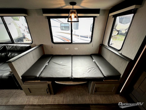 2021 Heartland Mallard 27 RV Photo 2
