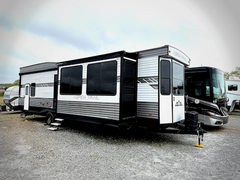 Used 2024 Dutchmen Aspen Trail 390LOFT Featured Photo
