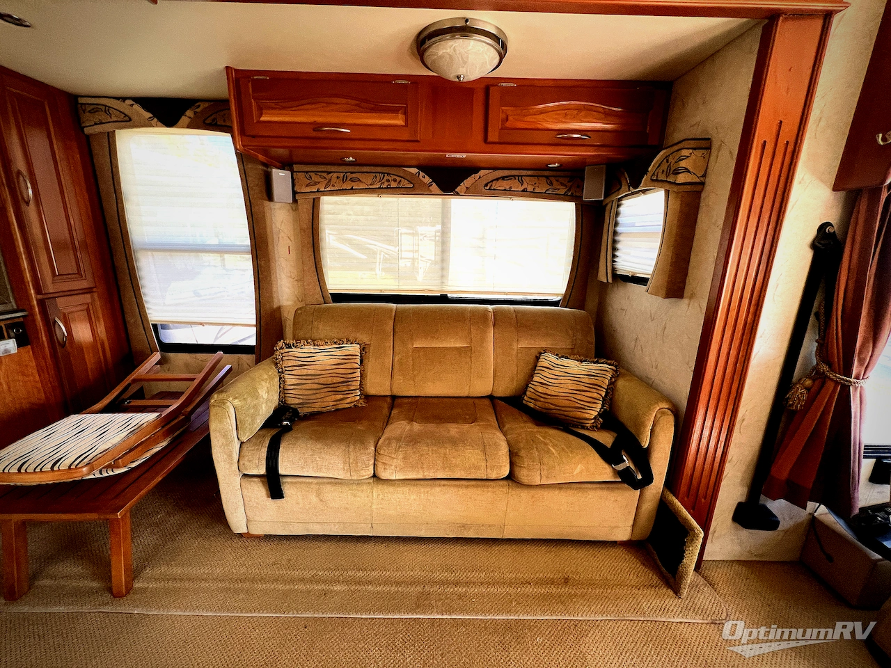 2006 National RV Tradewinds 40E Photo 8