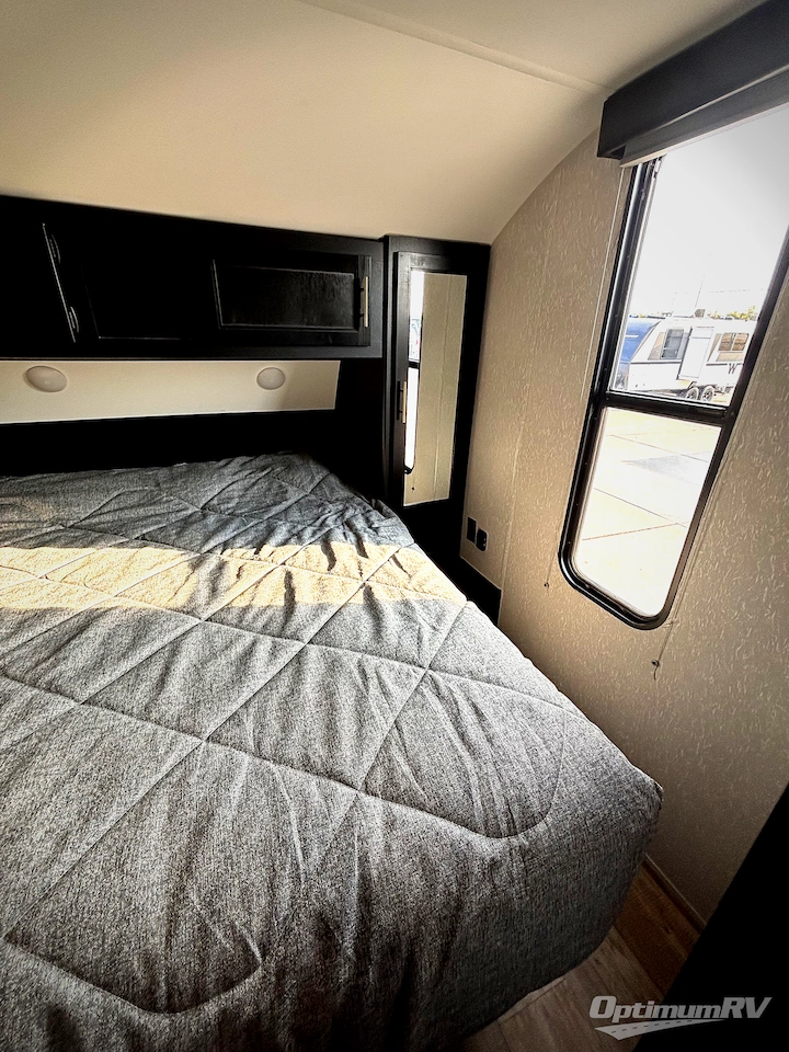 2022 Forest River Cherokee Grey Wolf 23MK Photo 7