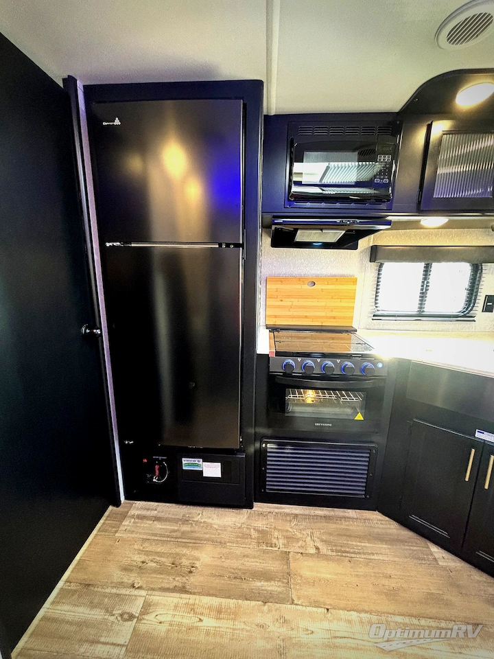 2022 Forest River Cherokee Grey Wolf 23MK Photo 10