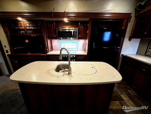 2016 Heartland Bighorn 3575EL RV Photo 2