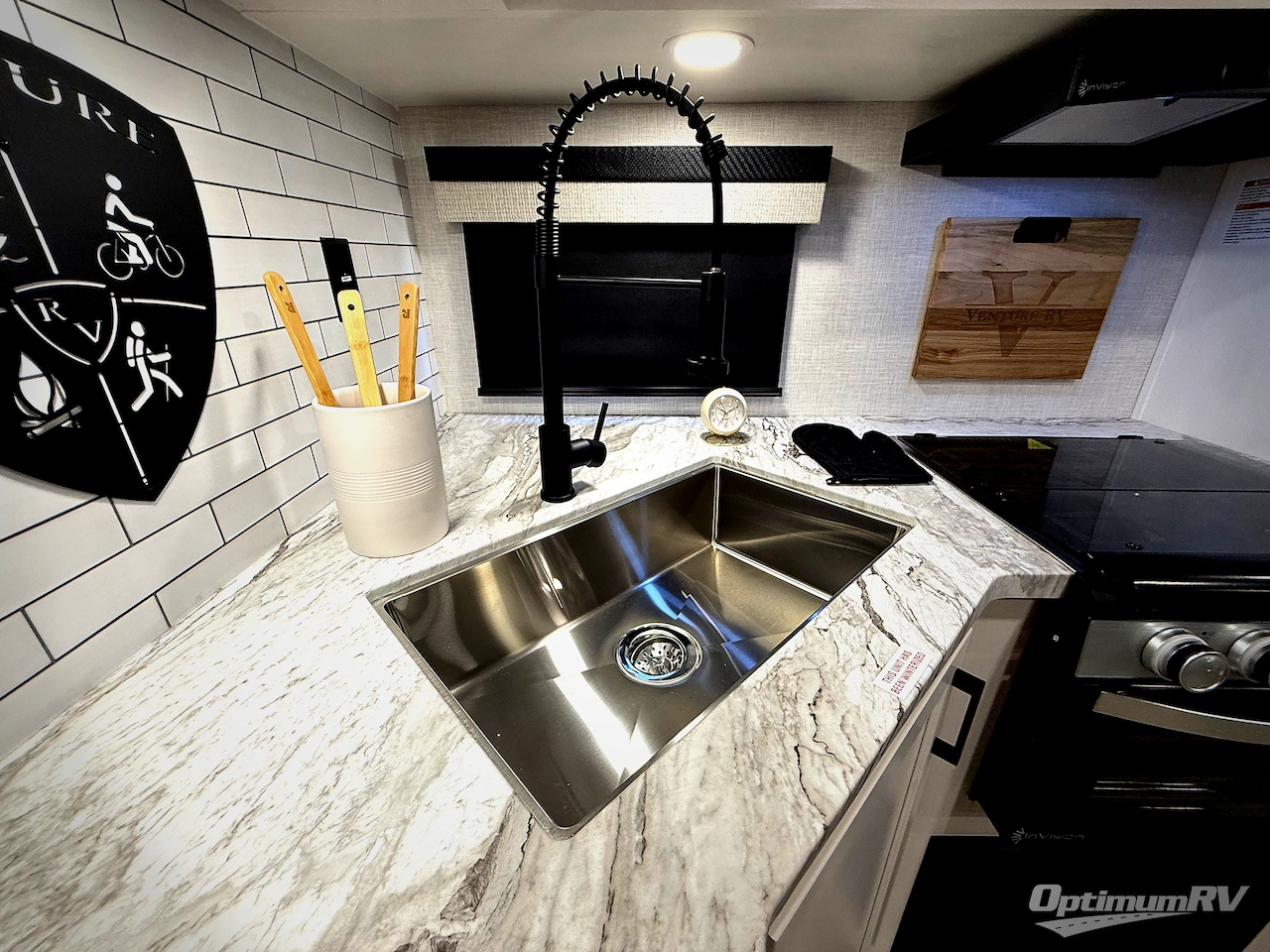 2026 Venture Stratus SR261VRB Photo 12