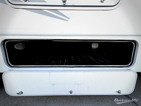 2024 Thor Chateau 25V RV Photo 4