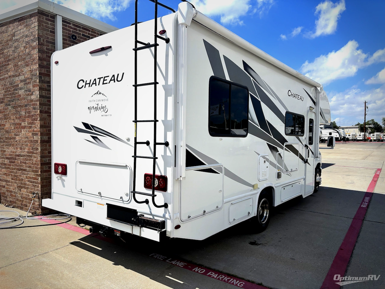2024 Thor Chateau 25V Photo 2