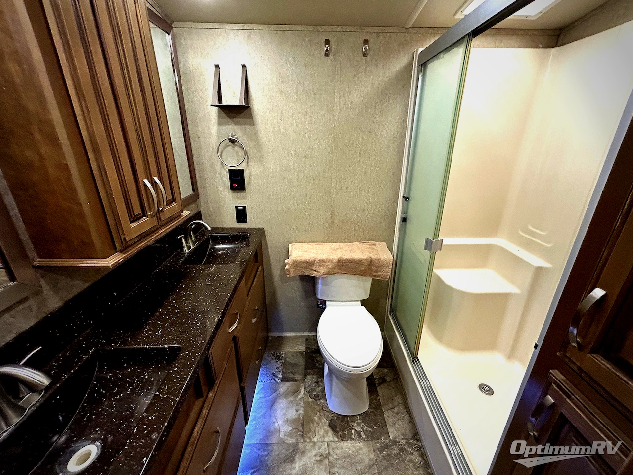 2017 Forest River Cedar Creek Hathaway Edition 38CK2 Photo 13