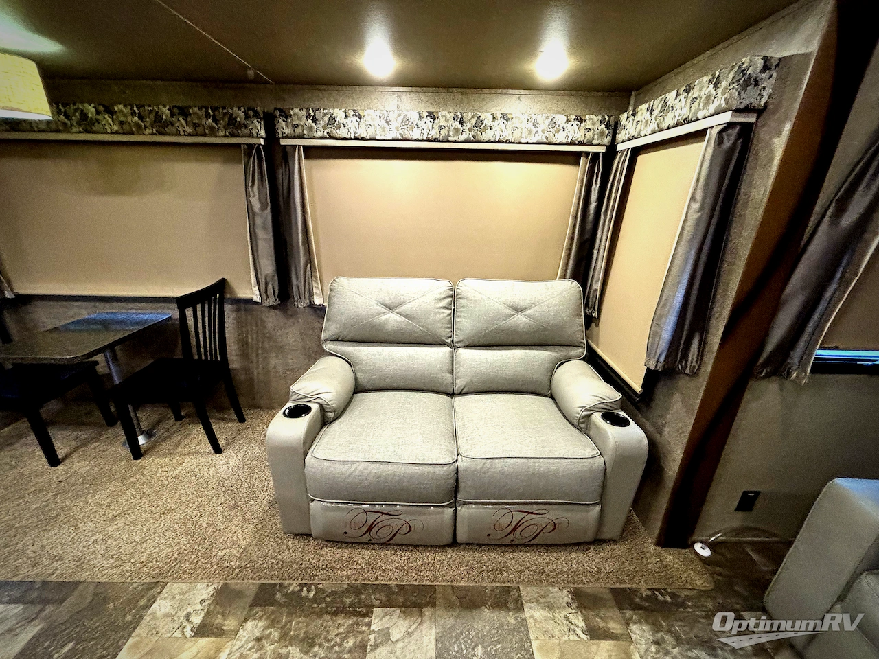 2017 Forest River Cedar Creek Hathaway Edition 38CK2 Photo 18