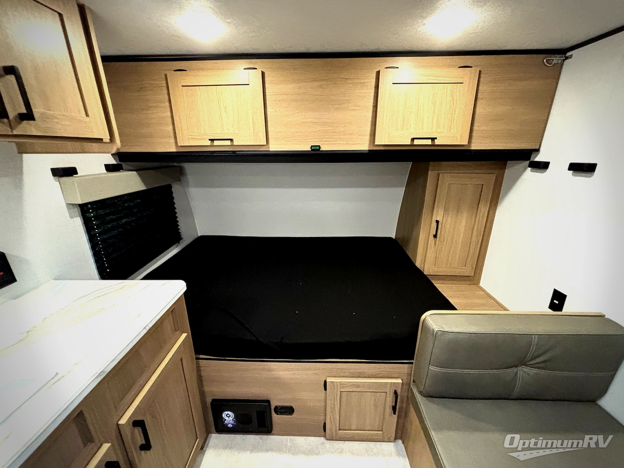 2026 Dutchmen Aspen Trail Mini 13FB Photo 6