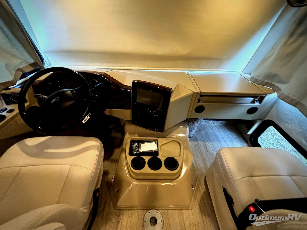 2020 Thor Windsport 29M Photo 8