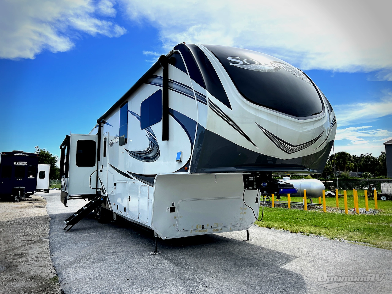 2022 Grand Design Solitude 378MBS Photo 1