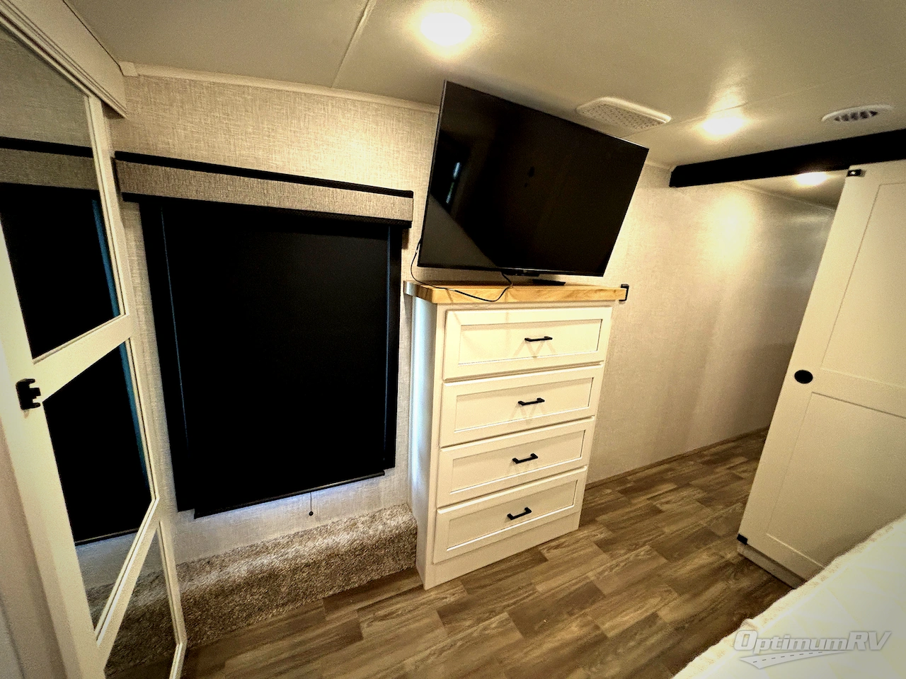 2025 Jayco Eagle 355MBQS Photo 13