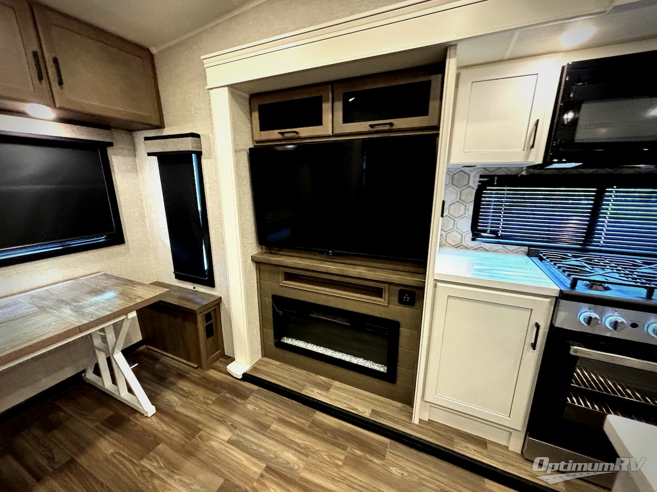 2025 Jayco Eagle 355MBQS Photo 25