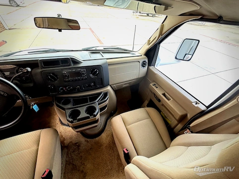 2010 Thor FREEDOM ELITE 21C RV Photo 3