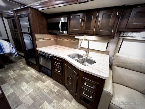 2019 Coachmen Mirada 29FW RV Photo 2