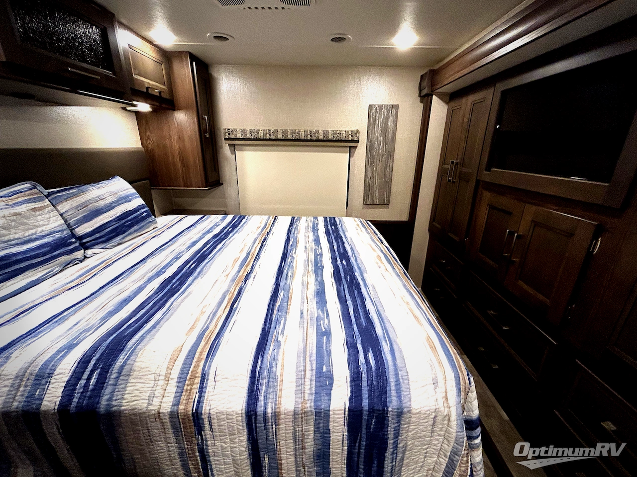 2019 Coachmen Mirada 29FW Photo 17
