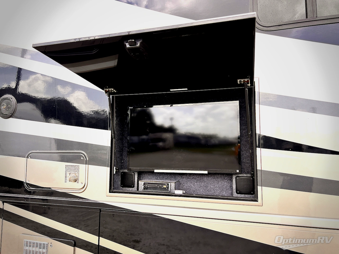 2014 Newmar Canyon Star 3920 Photo 4