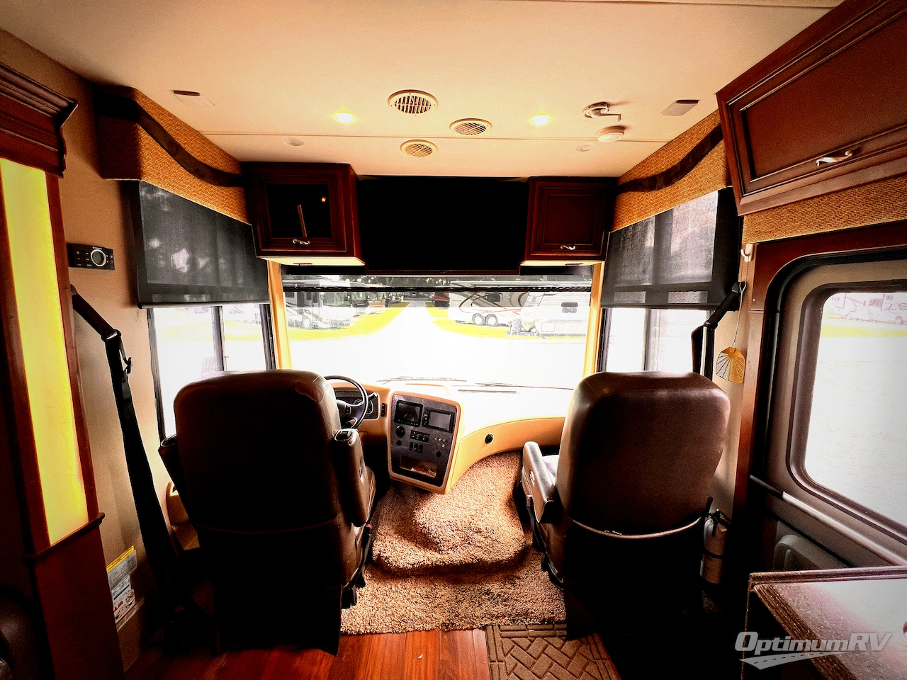 2014 Newmar Canyon Star 3920 Photo 7
