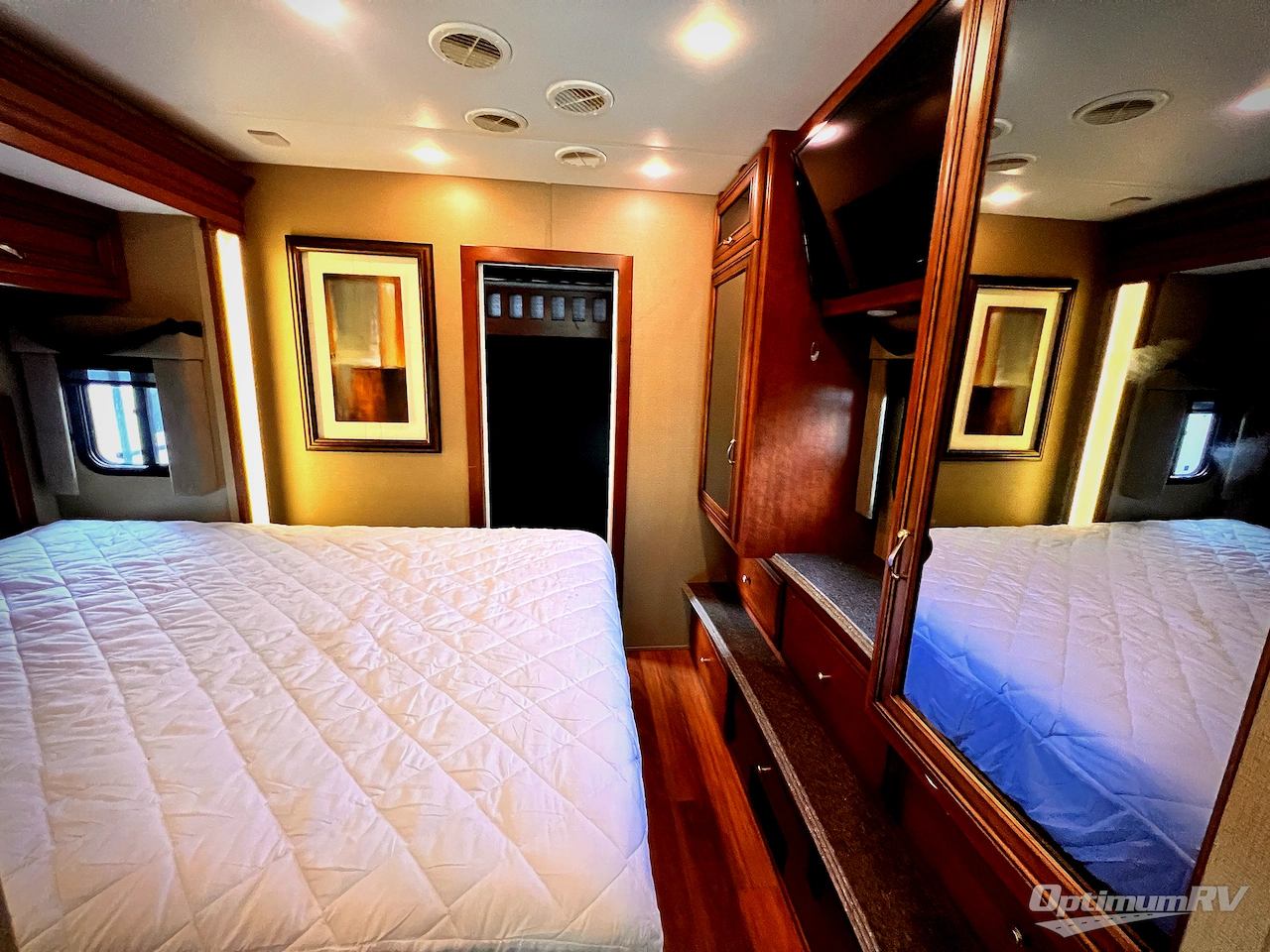 2014 Newmar Canyon Star 3920 Photo 17