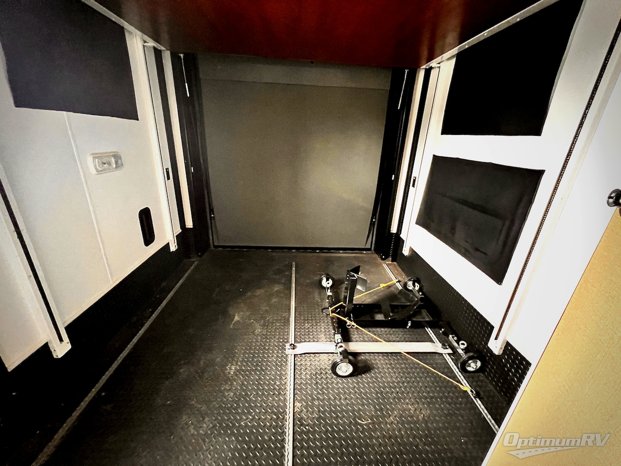 2014 Newmar Canyon Star 3920 Photo 26