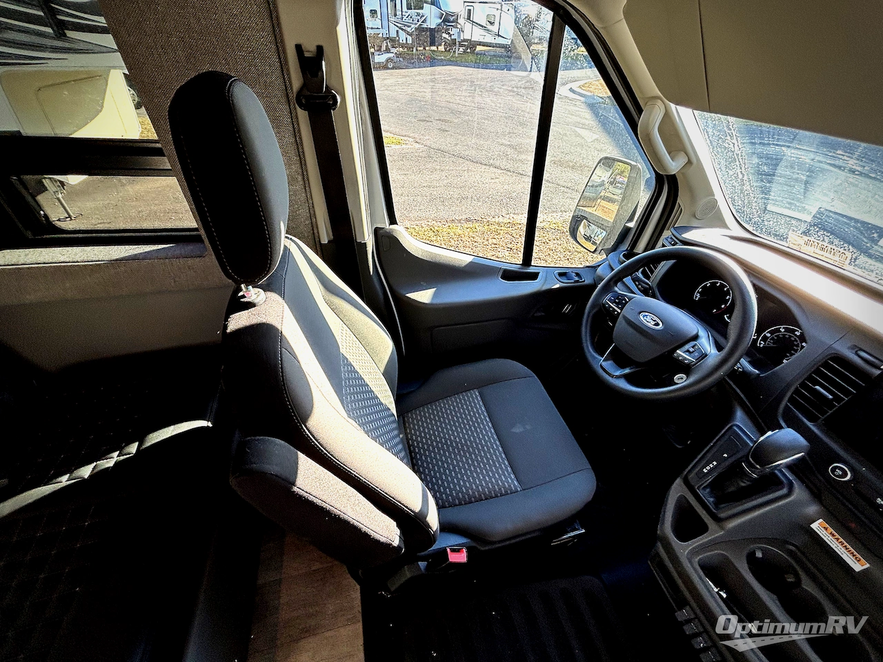 2023 Storyteller Overland Storyteller Overland MODE LT Photo 7