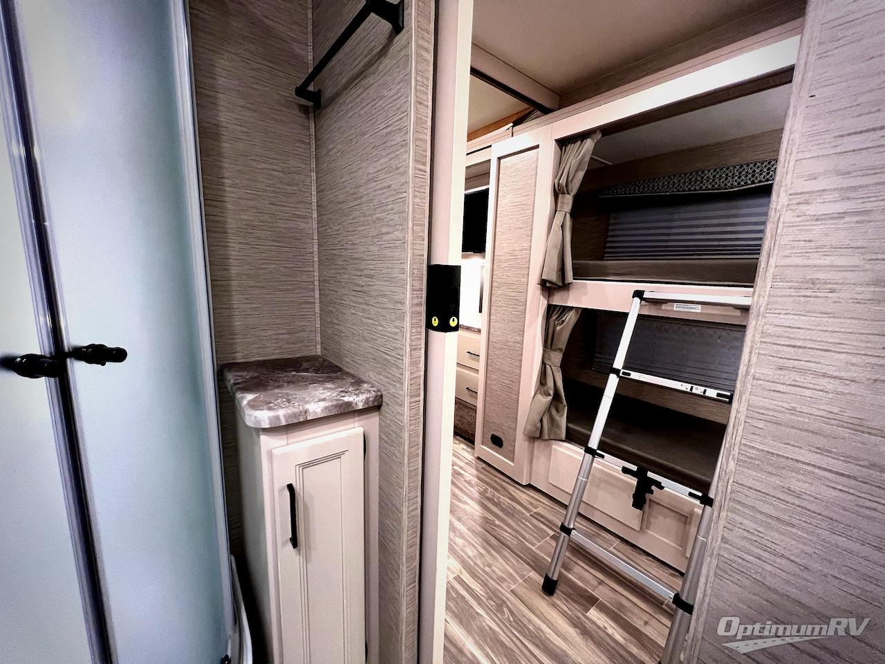 2023 Thor ACE 29D Photo 37