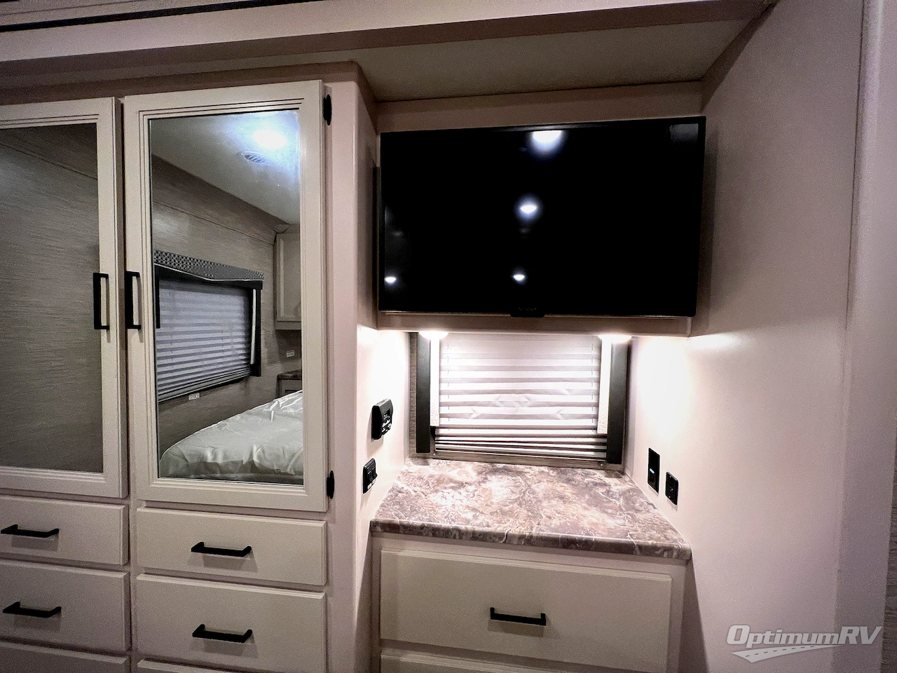 2023 Thor ACE 29D Photo 43