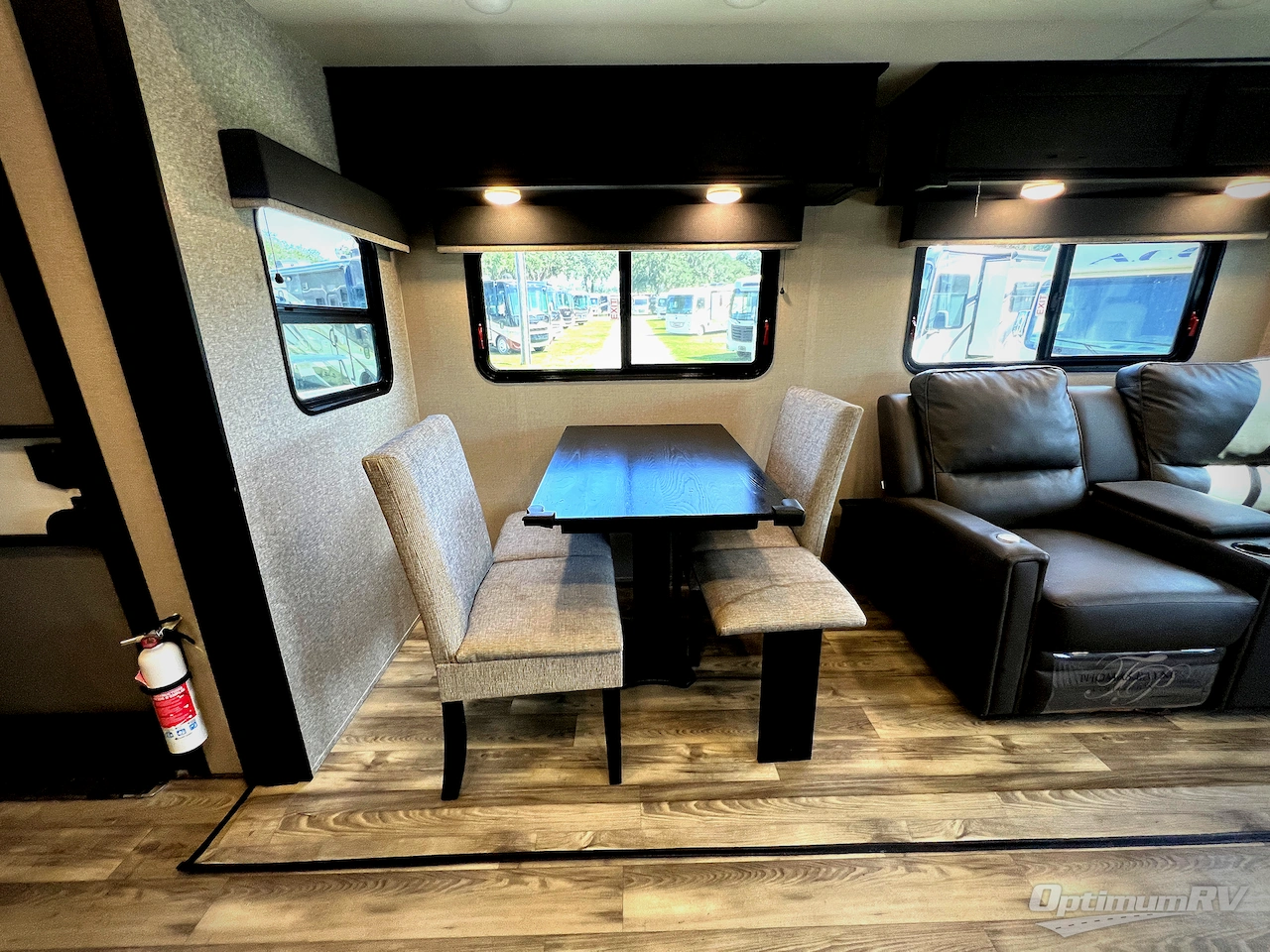 2022 Highland Ridge Mesa Ridge XLT MF294RLS Photo 9