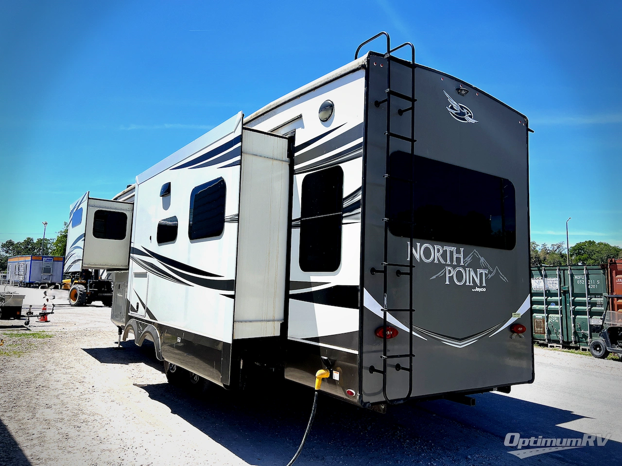 2021 Jayco North Point 310RLTS Photo 2