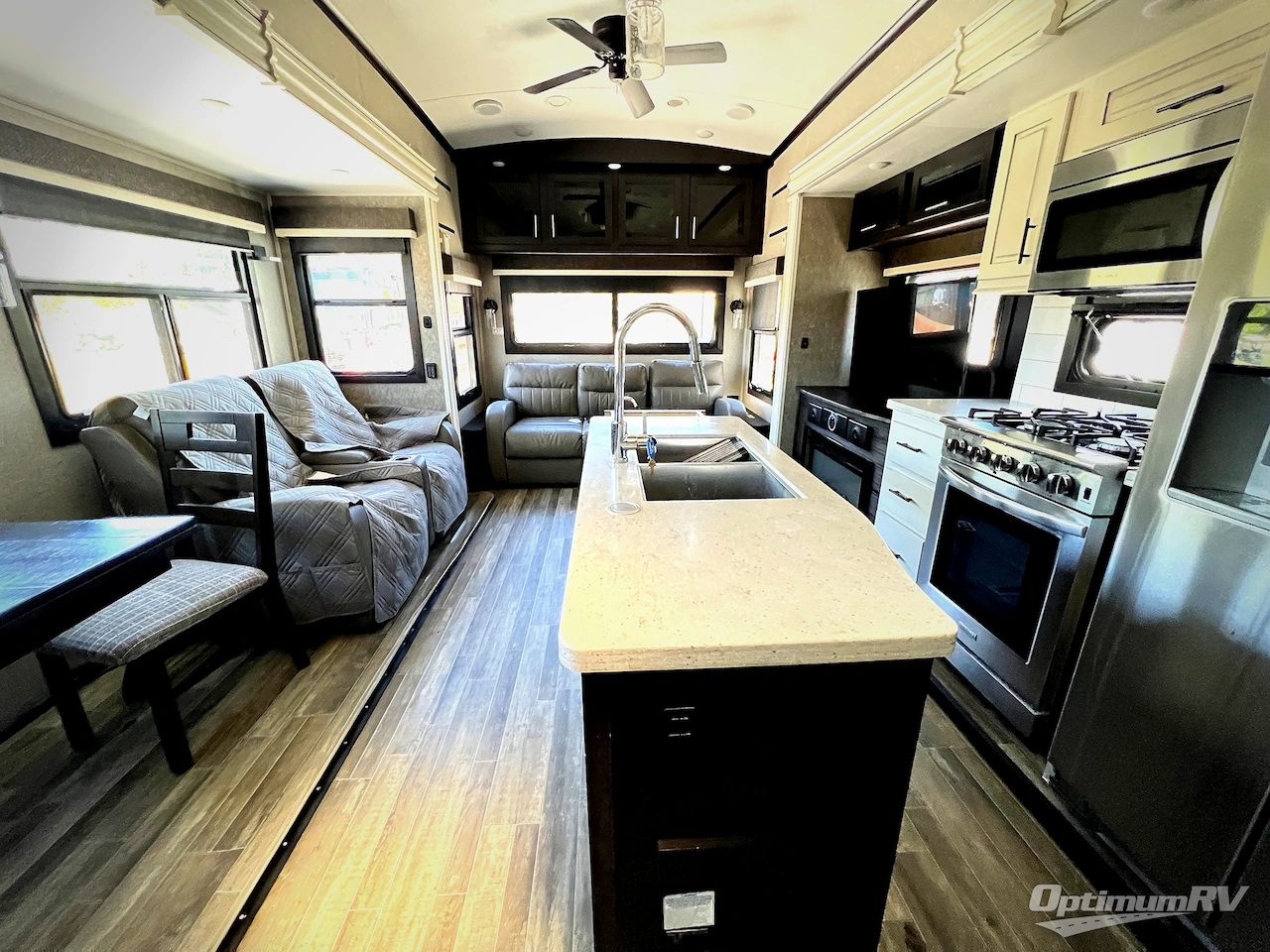 2021 Jayco North Point 310RLTS Photo 4