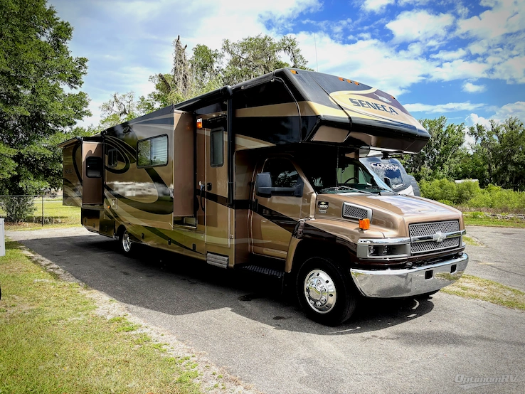 2008 Jayco Seneca HD 35 GS RV Photo 1