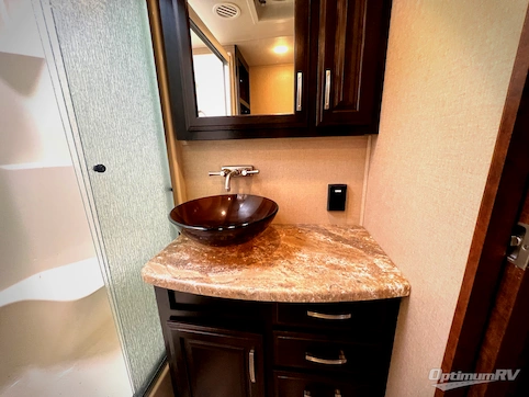 2014 Grand Design Solitude 368RD RV Photo 4