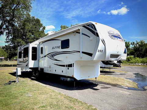 Used 2013 Keystone alpine 3555RL Featured Photo