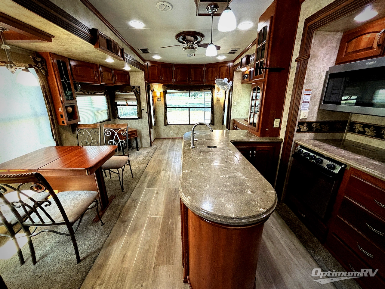 2013 Keystone alpine 3555RL Photo 4