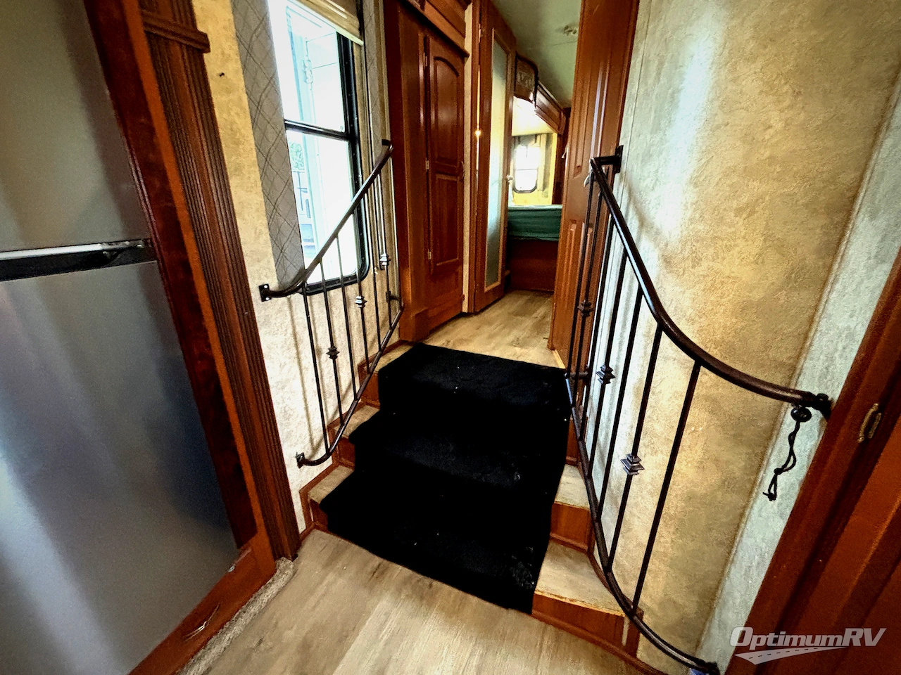 2013 Keystone alpine 3555RL Photo 7