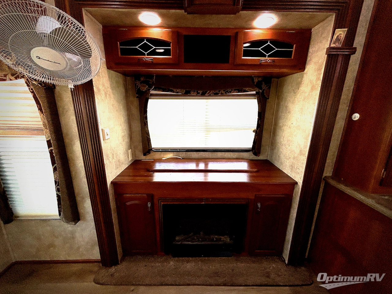 2013 Keystone alpine 3555RL Photo 16