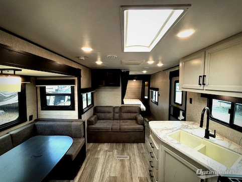 2022 Jayco Jay Flight SLX 8 240RBS RV Photo 2