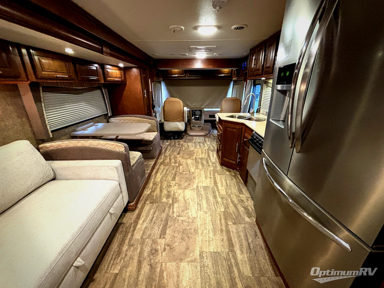 2015 Forest River Georgetown 335DS Photo 5