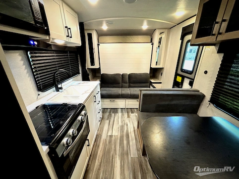 2026 Jayco Jay Flight SLX 211MB RV Photo 2