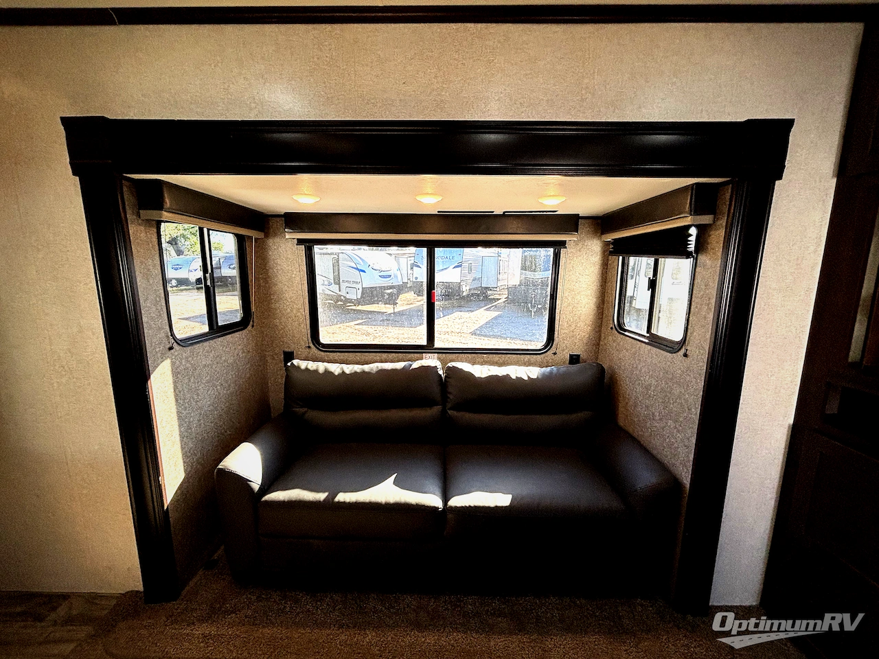 2020 Jayco Octane Super Lite 293 Photo 8