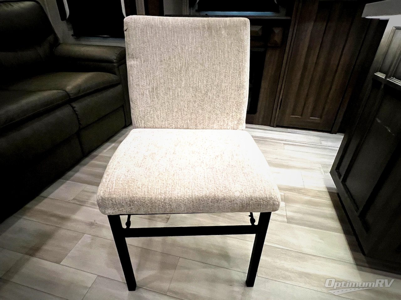 2022 Grand Design Solitude 378MBS Photo 6