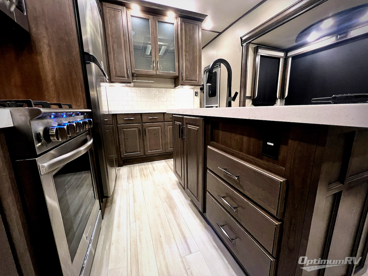 2022 Grand Design Solitude 378MBS Photo 22