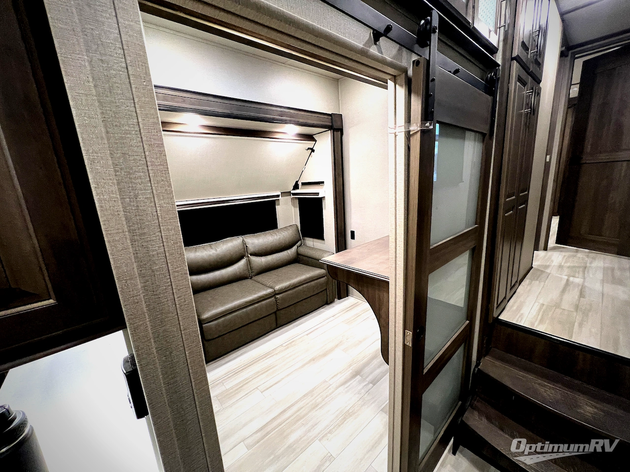 2022 Grand Design Solitude 378MBS Photo 29