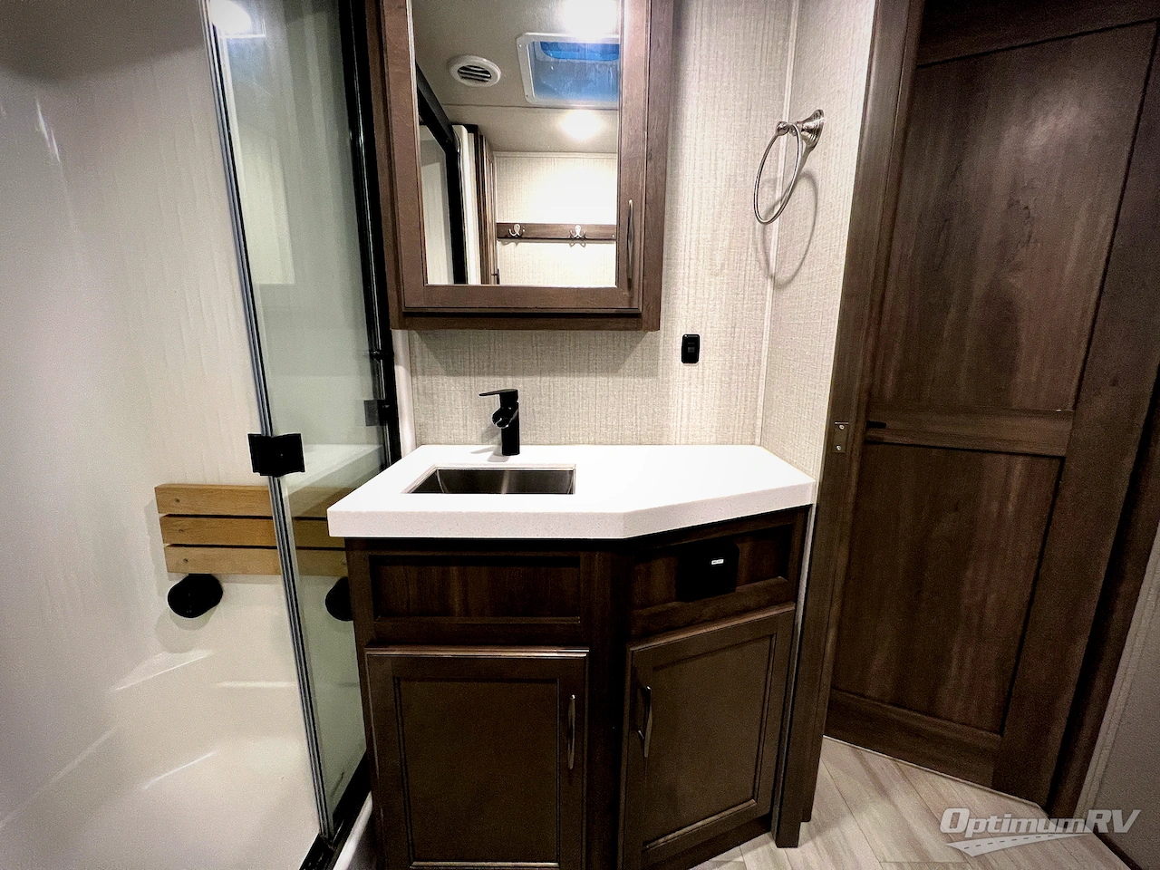 2022 Grand Design Solitude 378MBS Photo 41