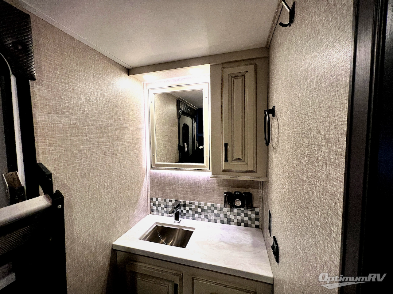 2023 Jayco North Point 390CKDS Photo 18