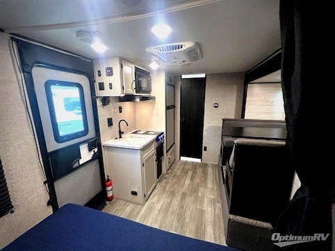 2023 Jayco Jay Flight SLX 183RB RV Photo 2