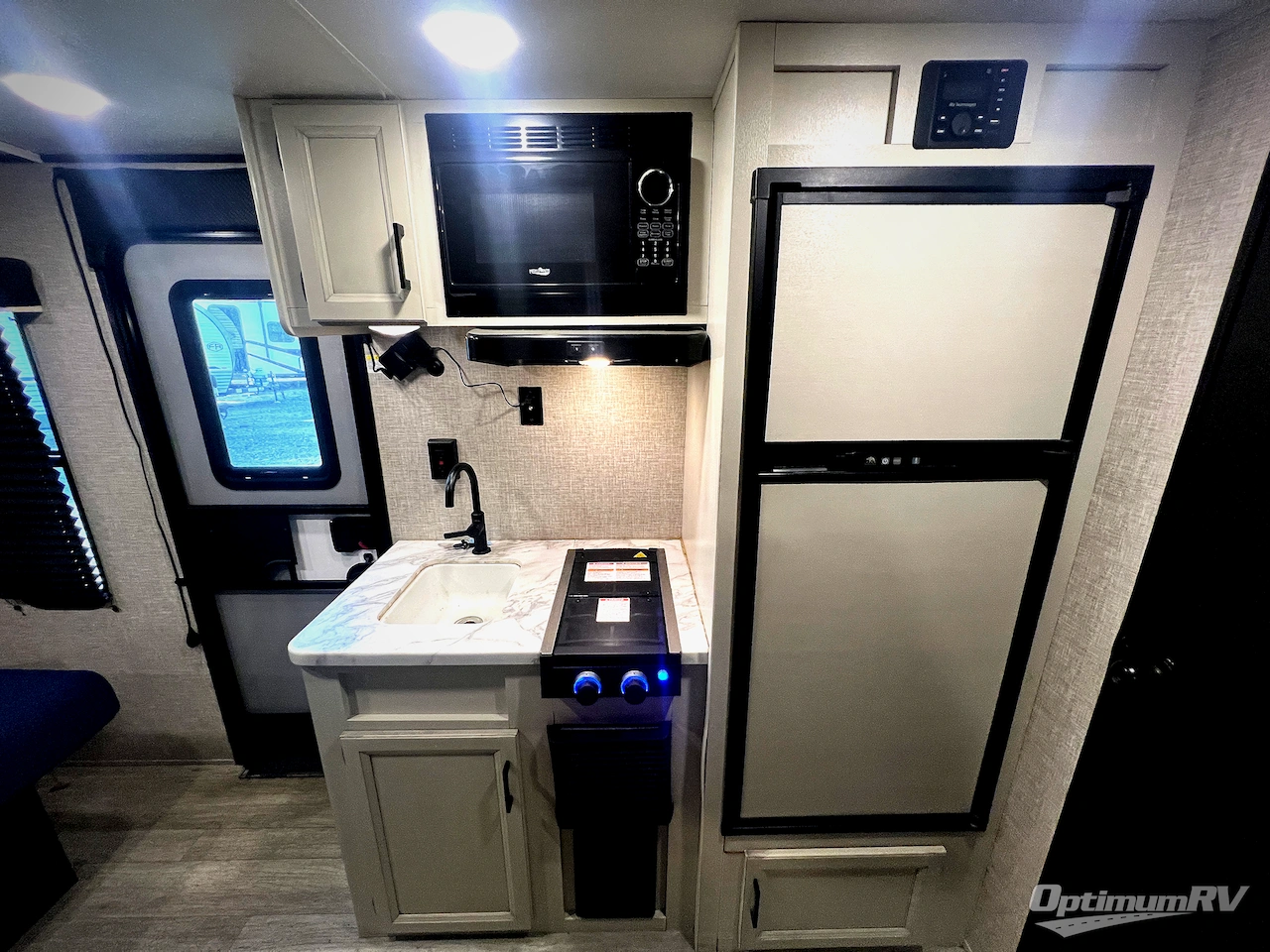 2023 Jayco Jay Flight SLX 183RB Photo 9
